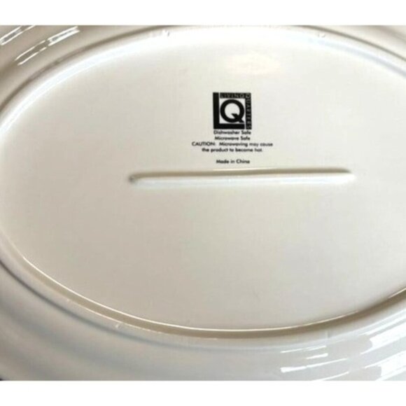 Living Quarters Christmas Oval Serving Platter Cardinal Plaid Border - Picture 3 of 5